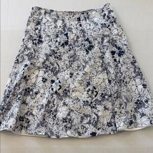 Christopher & Banks Women’s Sz 10 Lined Midi Side Zip Blue Floral Pleated Flowy